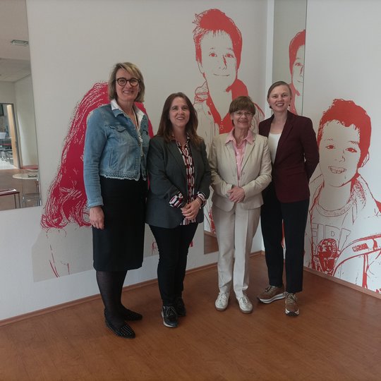 SC Margareta Scheuringer (BMB), Rektorin Elisabeth Haas, Rektorin Ulrike Greiner, AL Alina Kissner-Schmidt (BMB)